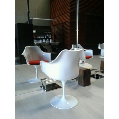 TULIP-Sessel aus weißem FIBERGLASS mit Kissen aus Stoff, Leder