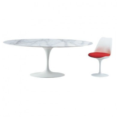 Round or oval TULIP table in Carrara marble, various sizes