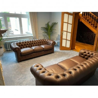 Canapé 3 places CHESTER en cuir de différentes couleurs