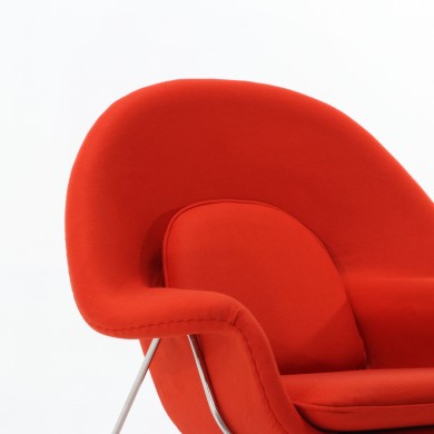 WOMB-Sessel aus Stoff, Leder oder Samt in verschiedenen Farben