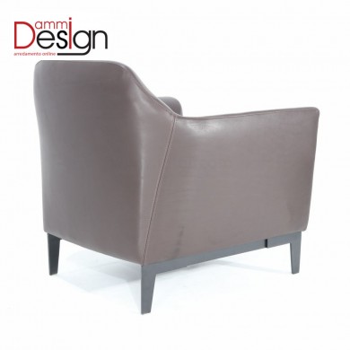 HAROLD armchair in leather in various colours