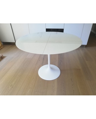 Extendable TULIP table, round/oval top in liquid laminate