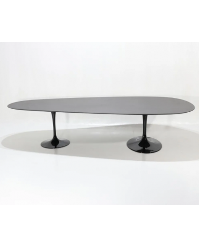 DROP-Tisch aus schwarzem oder weißem Flüssiglaminat
