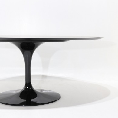 Table ronde/ovale en stratifié liquide noir TULIP en