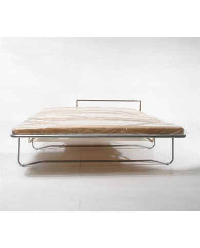 Canapé-lit EILEEN GRAY avec conteneur en cuir de différentes