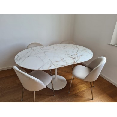Ausziehbarer TULIP-Tisch, runde/ovale Platte aus Keramik