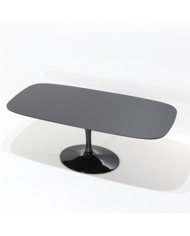 TULIP-Tisch mit Fassplatte aus Flüssiglaminat in verschiedenen