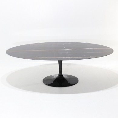 OUTDOOR TULIP Tisch mit Keramikplatte in verschiedenen Größen