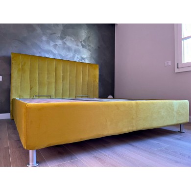 LINES headboard in fabric, leather or velvet in various colours