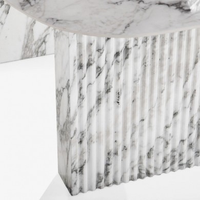 LINEAR Tisch mit tonnenförmiger Platte aus Carrara-Marmor