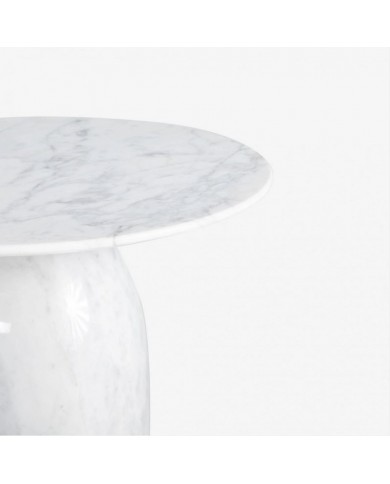 BUBBLE coffee table in Carrara marble
