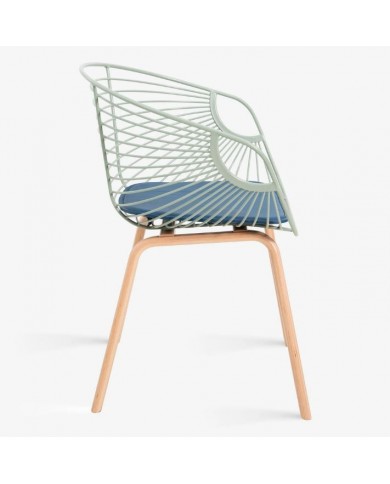 EVA-Stuhl mit Holzbein und Lederkissen in verschiedenen Farben